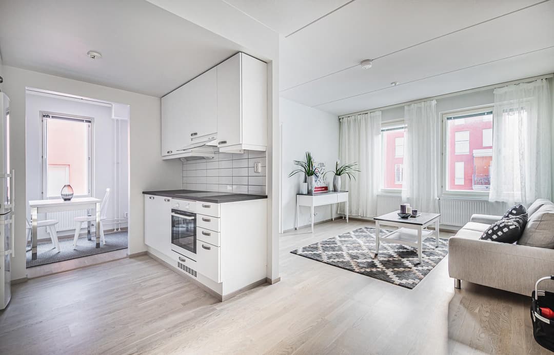 Keltasafiirinpolku 3 F 162
