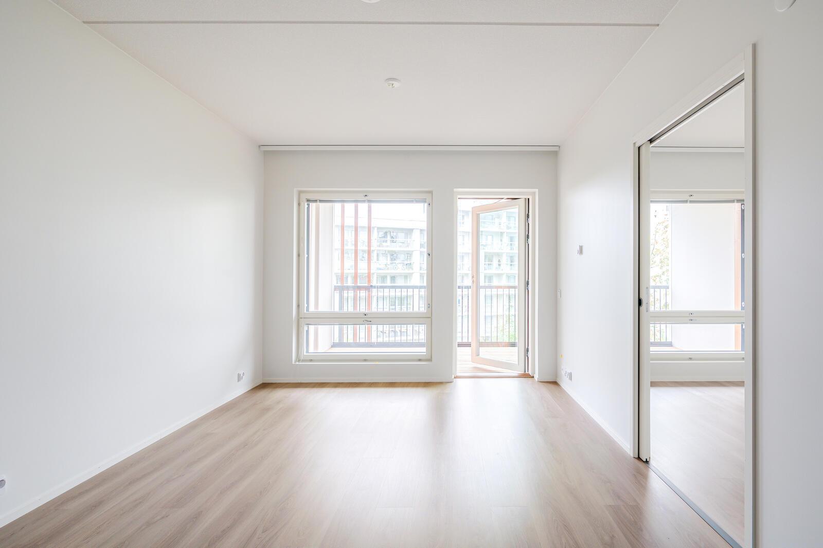335638