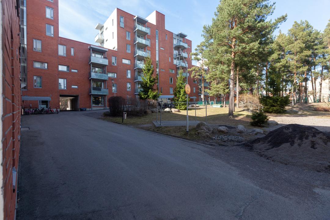 Kallvikintie 57 - Helsingin Kallvikintie 57