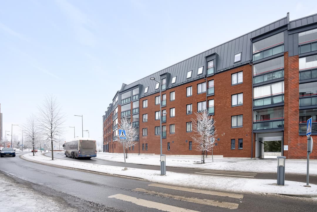 Asuntamaanrinne 2 - Asunto Oy Tampereen Vuoreksen Puistokatu 77
