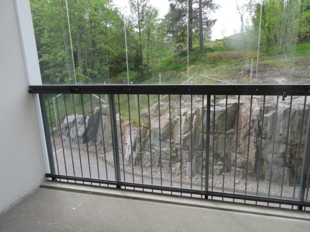 363067