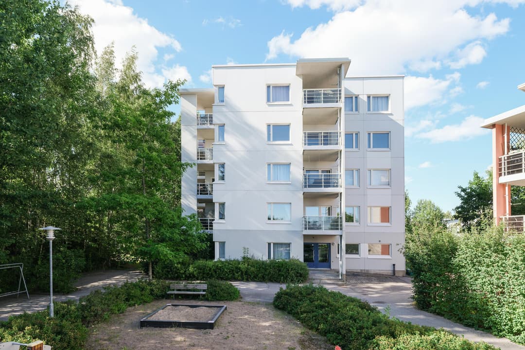 Maarukankuja 12 A 16