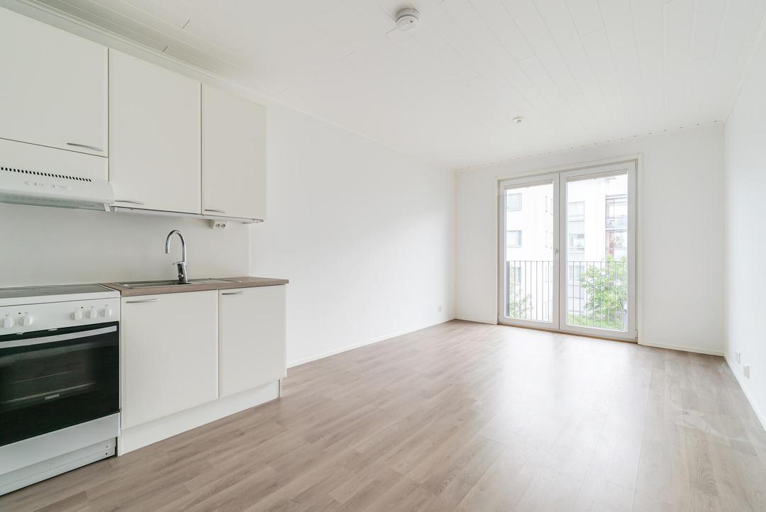 Liinaharjankatu 17 A 8