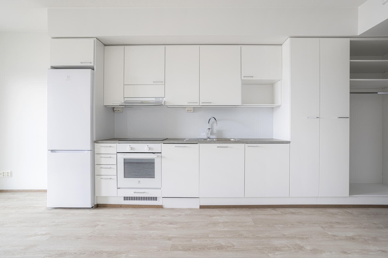 159226