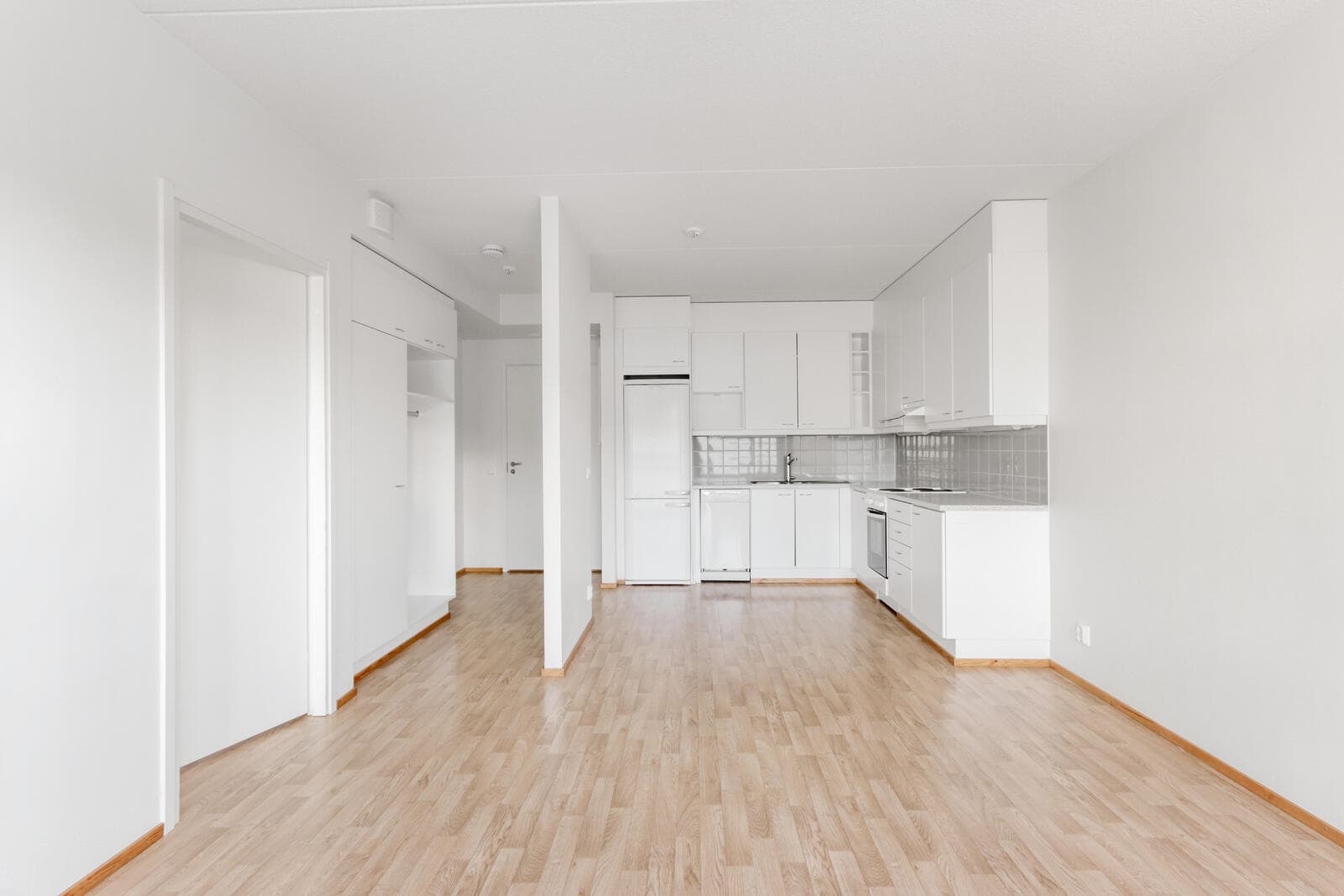 275917