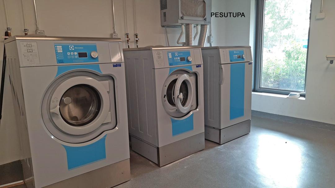 Meripellontie 12 - Asunto Oy Helsingin Meripellonkartano