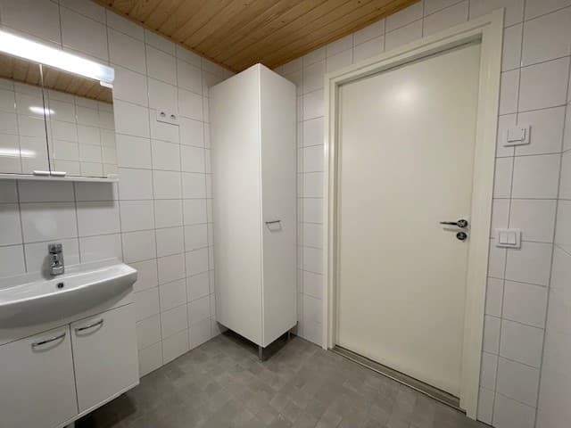 341713